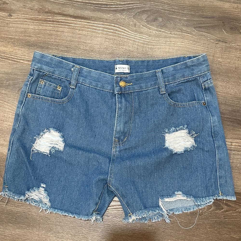 Stylish Distressed Blue Denim Shorts